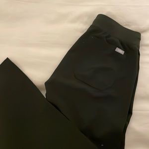 FIGS Livingston scrub pants